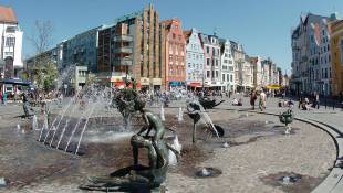 Shopping street in Rostock, © Nordlicht