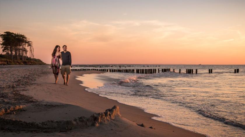 Romantic beach walk in Graal-Müritz