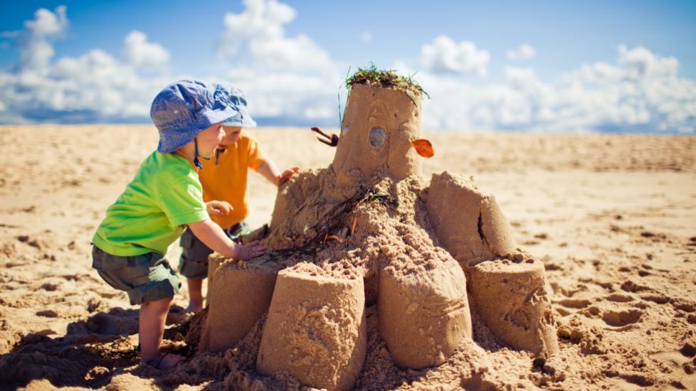 Sandburgenwettbewerb zum Saisonauftakt, © Martin Valigursky - Fotolia.com