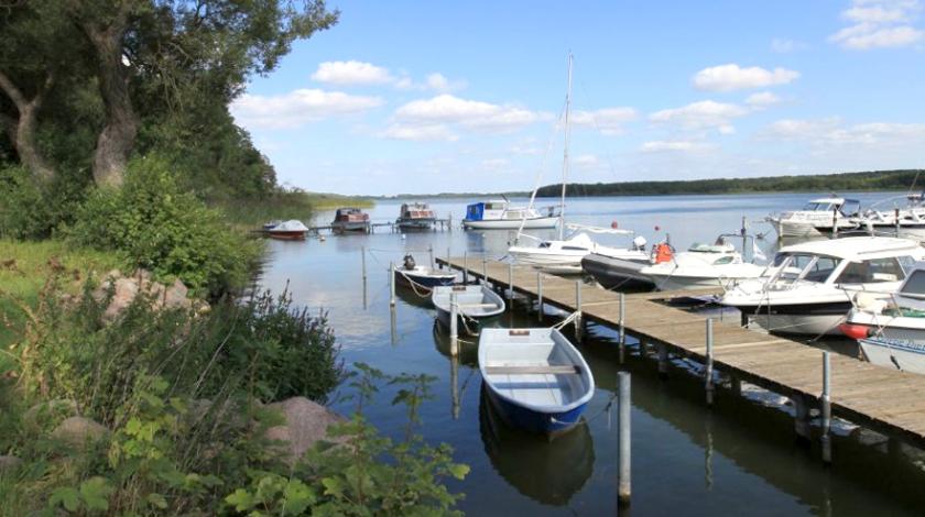 Bootsanleger am Schweriner Außensee